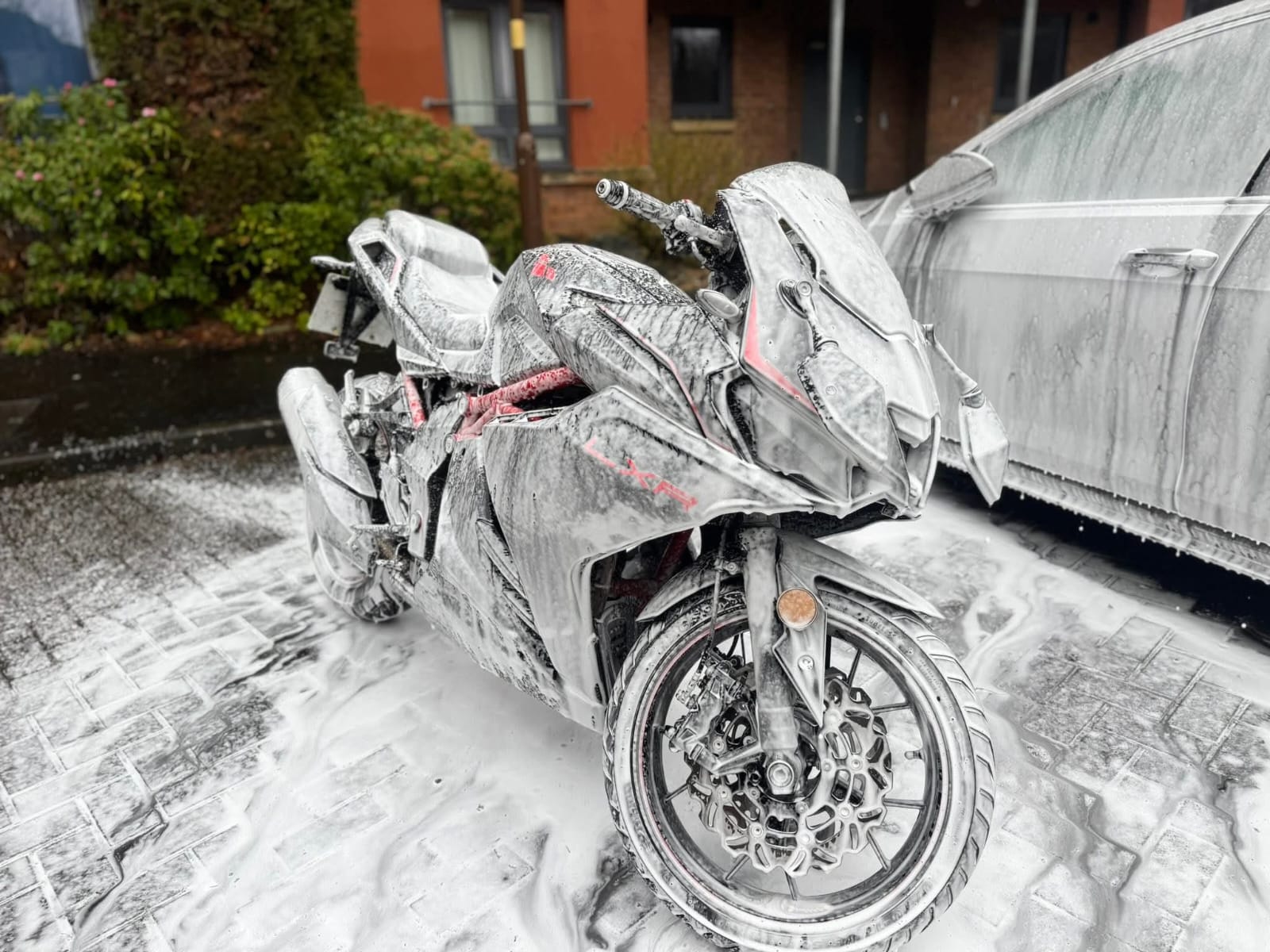 Bike detail angle 1